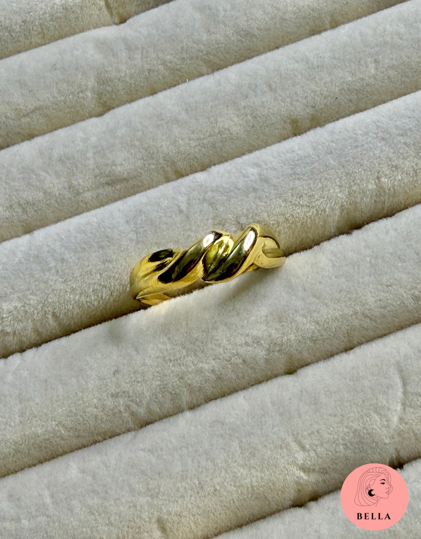 Knot Ring