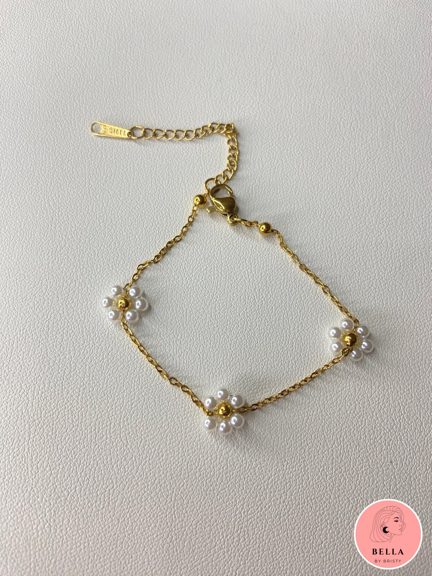 Floral Pearl Bracelet