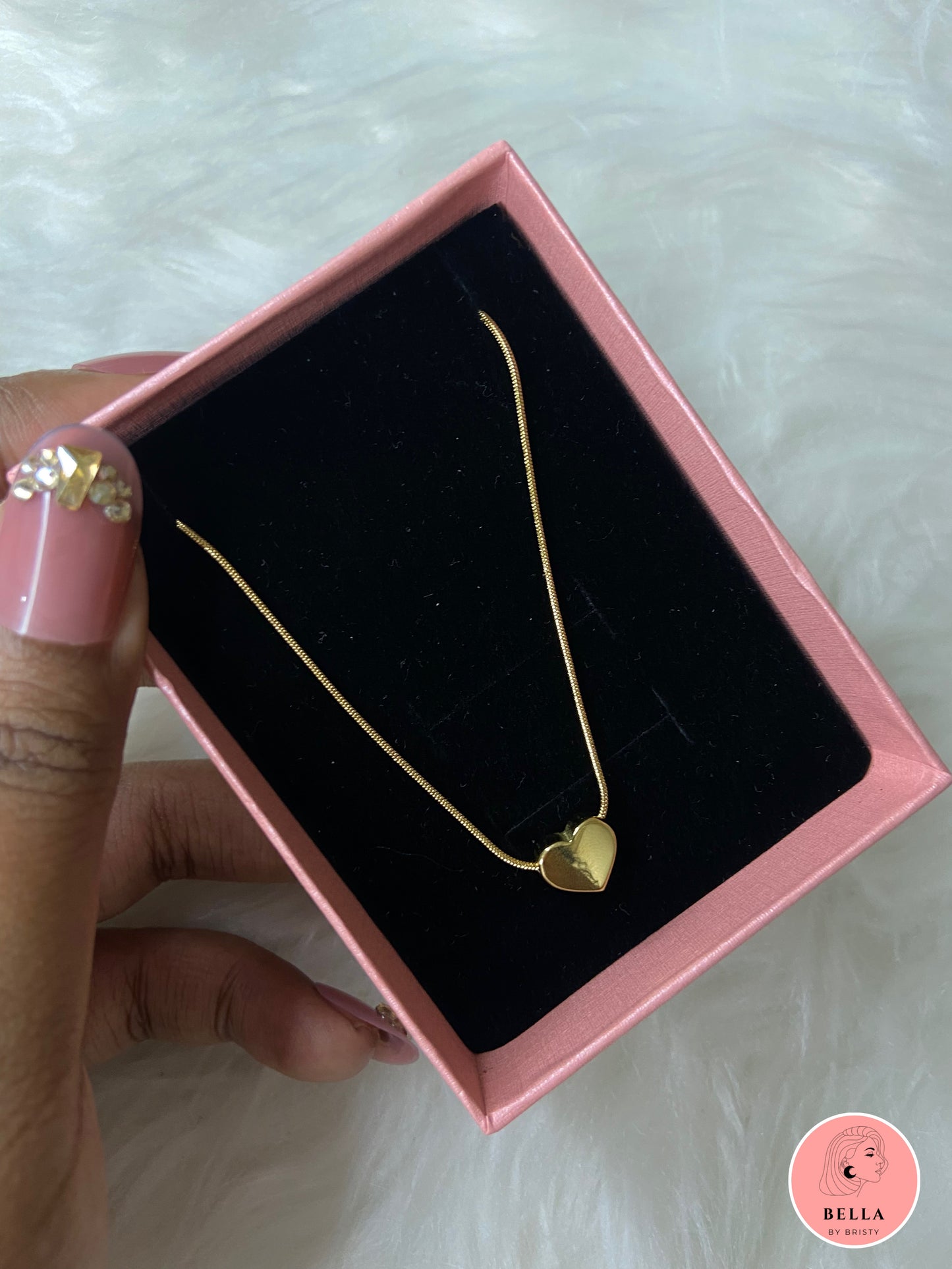 HeartStrings Necklace
