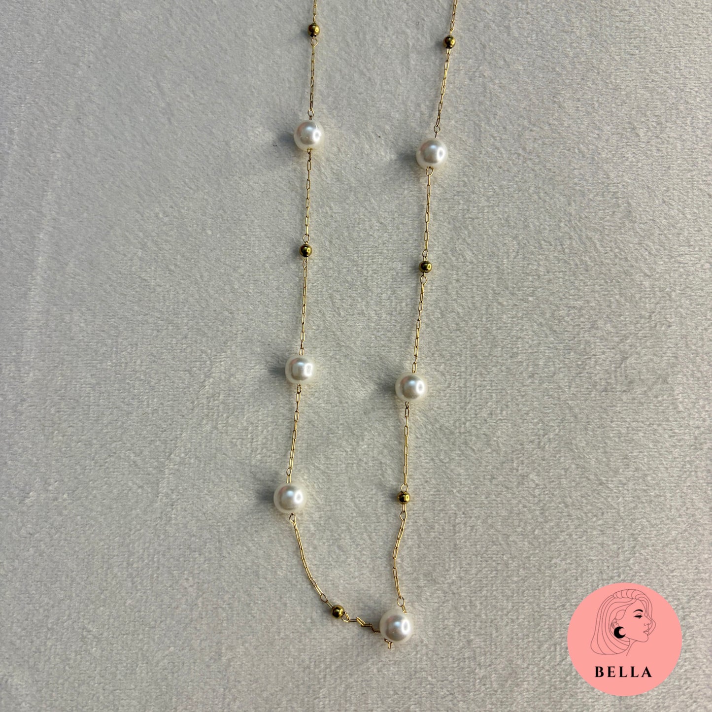 Pearl ball necklace