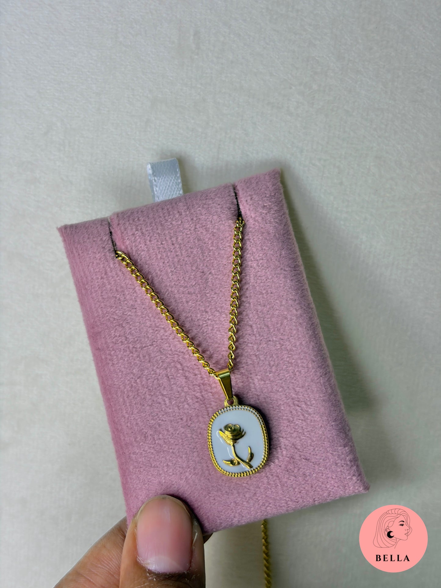 White Rose Necklace