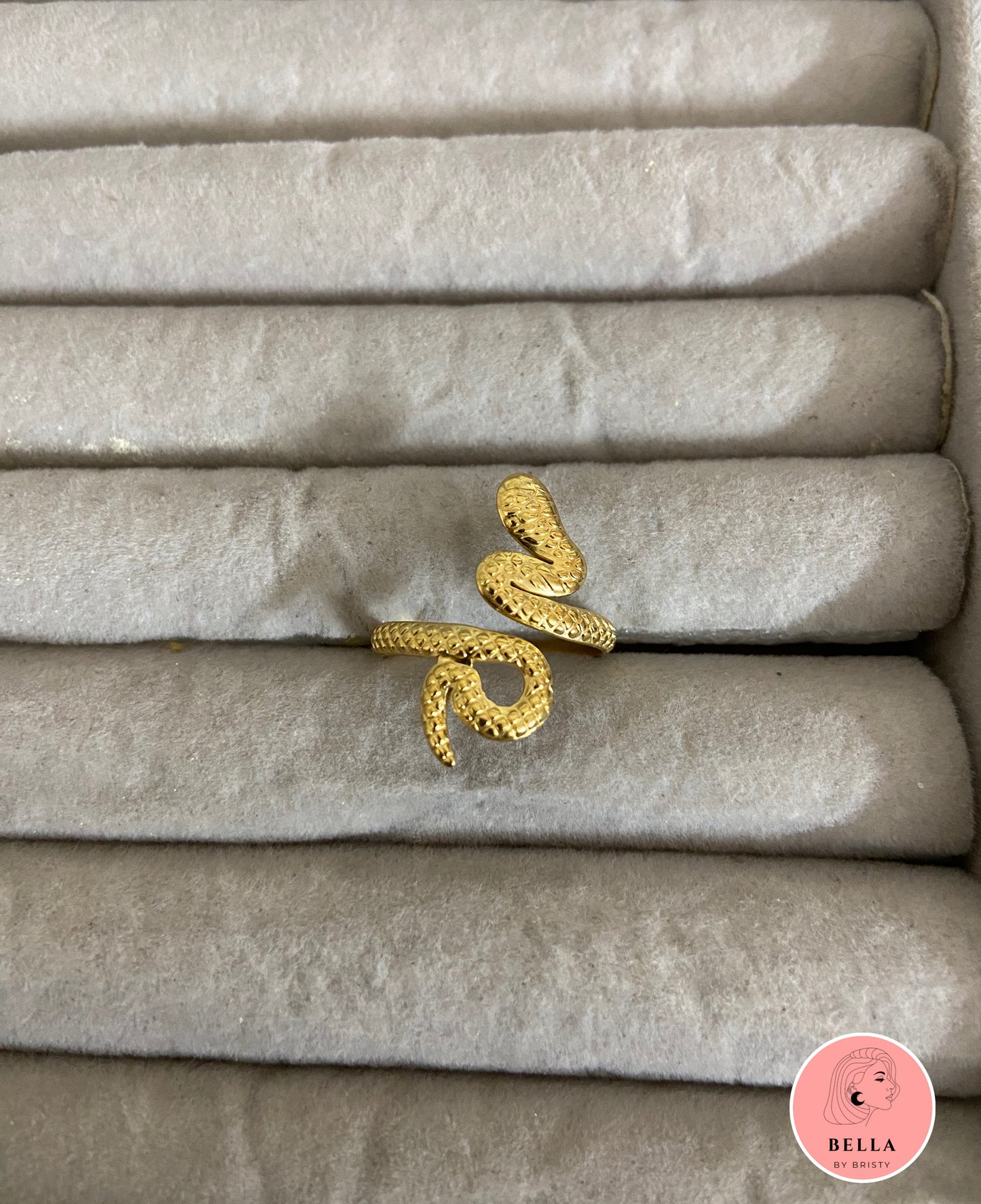 Big Snake Ring