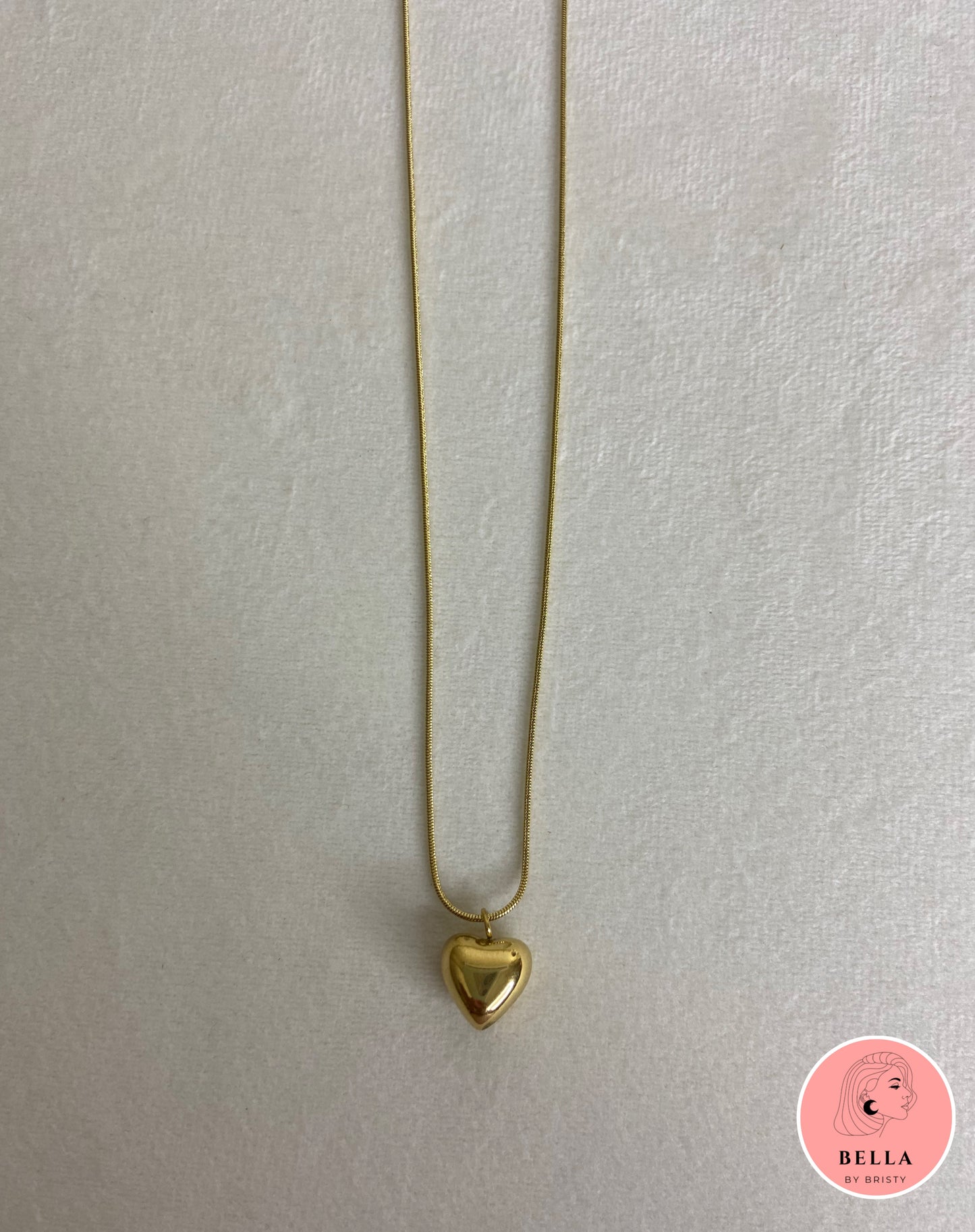 Minimal Heart Necklace