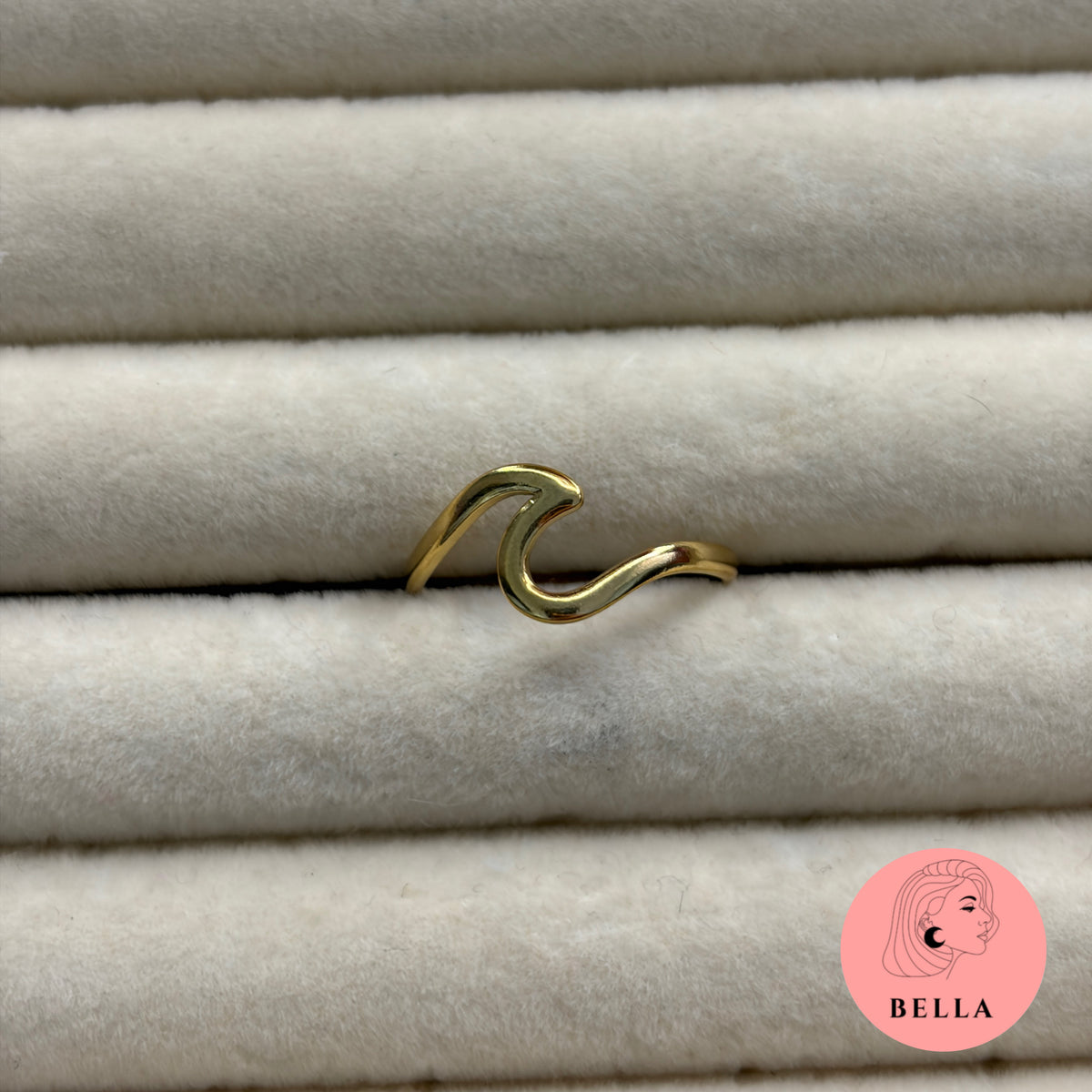 Wavy Ring