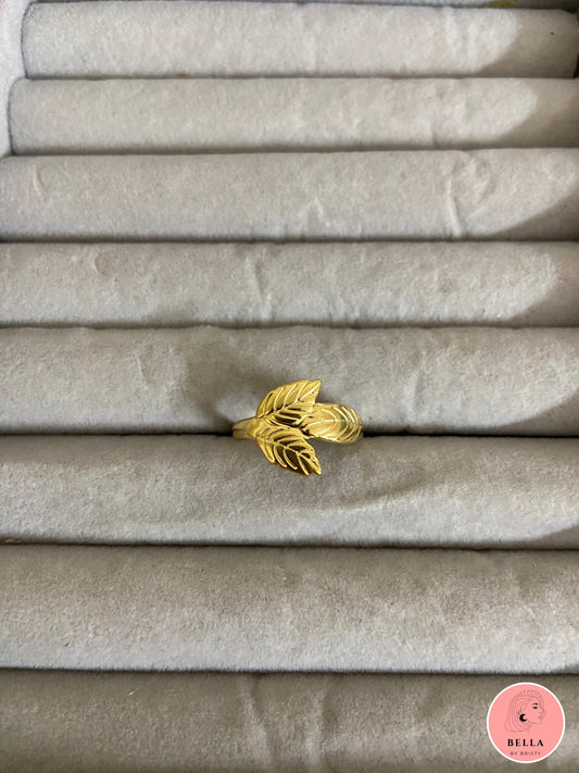 Teen Golden Ring