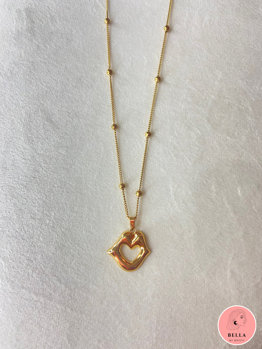 Lippie Necklace