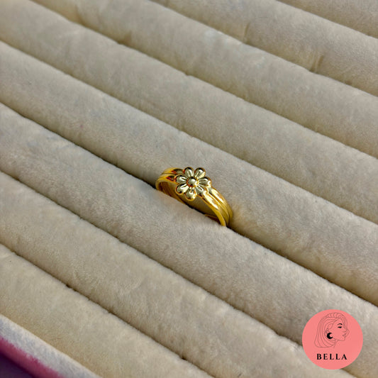 Daisy Bloom Ring