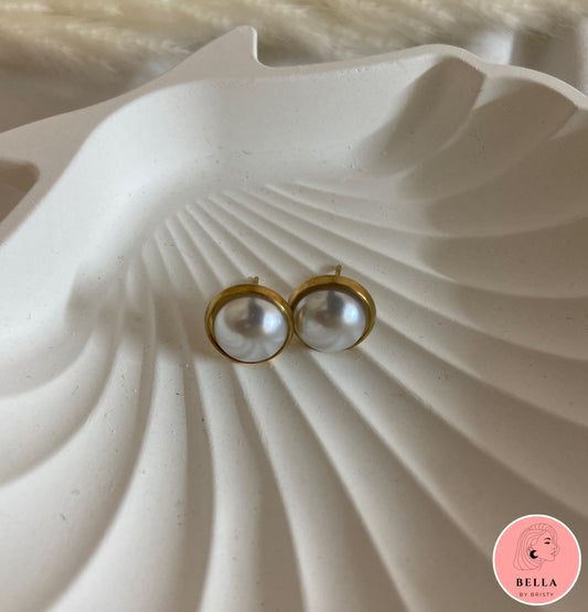 Pearl Small Stud