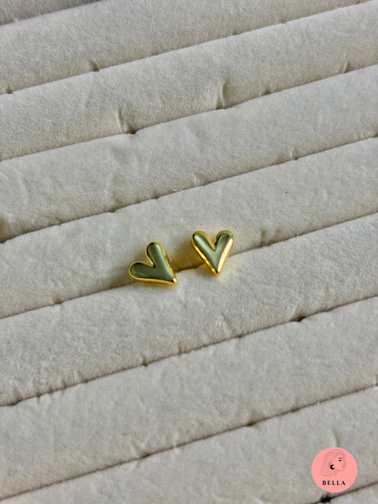 Hearty Stud Earrings