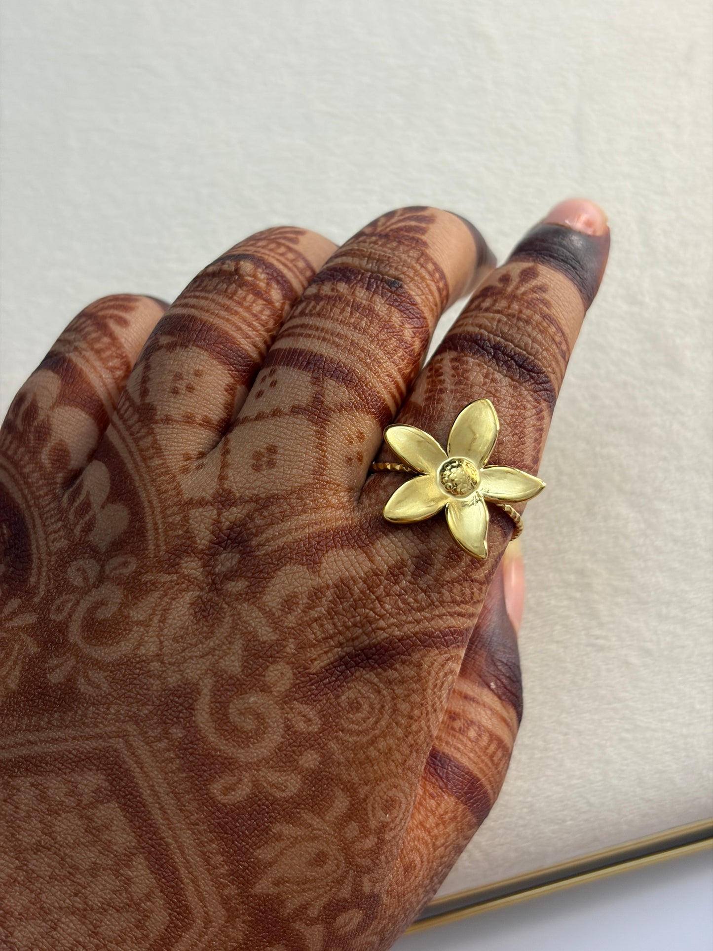 Big Flower Ring