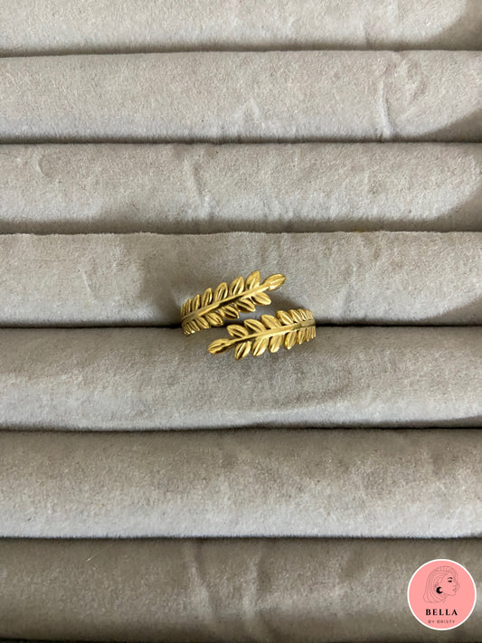 Leafy Ring