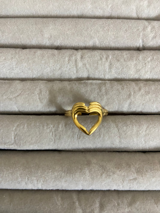 Lovey Ring