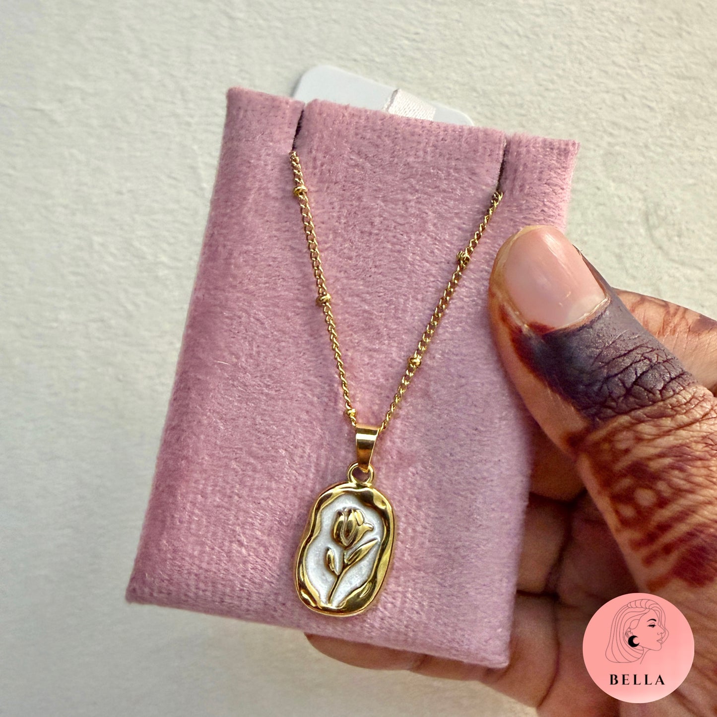 White Tulip Necklace