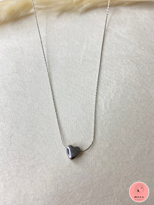 Tiny Heart Necklace Silver